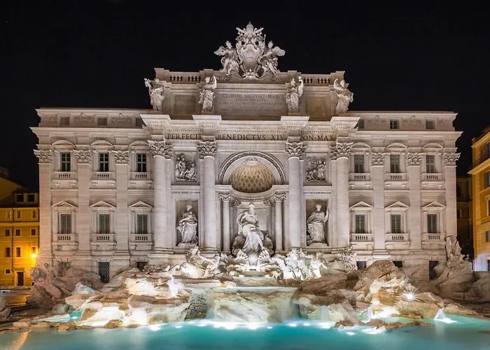 Palace Fontana Di Trevi